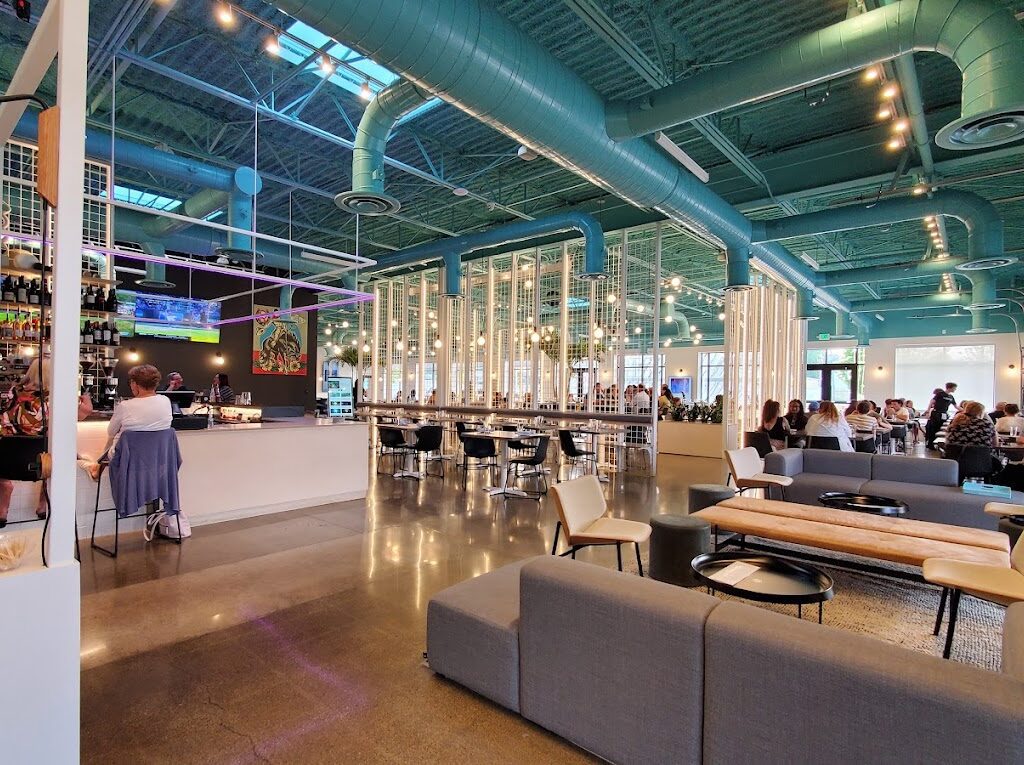 Venue by 4M