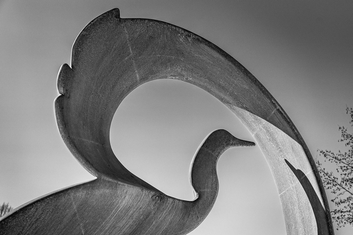A sculpture of a bird