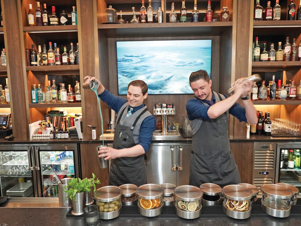AC Lounge’s Bartenders Serve Up Serious Drinks