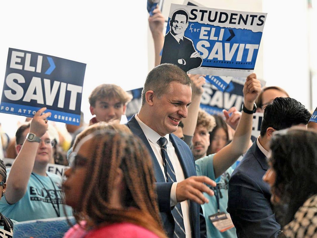 Eli Savit at a campaign event.